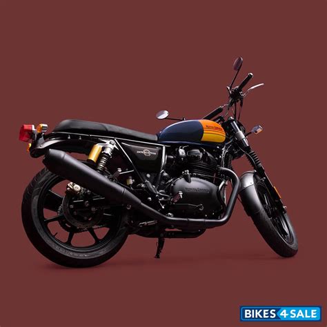 Royal Enfield 2023 Interceptor 650 Motorcycle Picture Gallery. USB Port ...