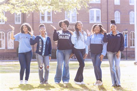 Spelman College Students Spelman College Is The Higher Education