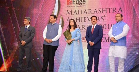 'Palat ke aaungi': Amruta Fadnavis bids adieu in poetic tweet, says ...