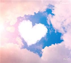 Friendship Is A Little Heart Quote And Natural HD Wallpaper