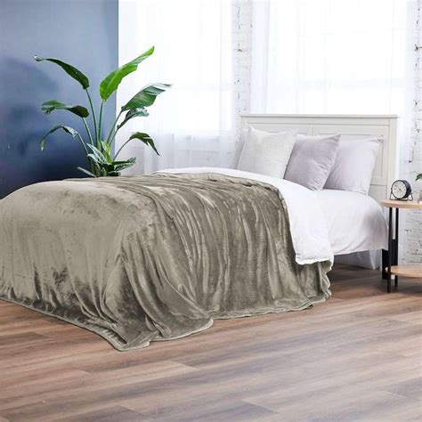 Super Soft 2kg 160 x 220 Blanket -Taupe | Bedding King