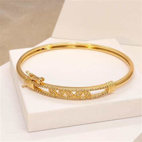 Minimalistic Zirconia Studded 18K Gold Plated Bracelet – INC63