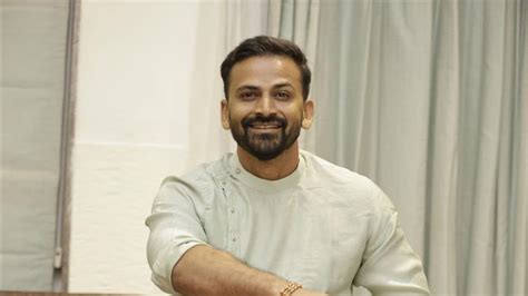 Daali Dhananjaya claps back at trolls, says 'don’t teach me about ...
