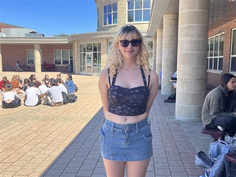 Sophomore Claire Deyo – THE ALGONQUIN HARBINGER