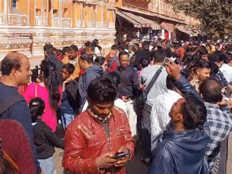 Rahul, Priyanka reach Ranthambore for New Year celebrations: Jaipur’s ...