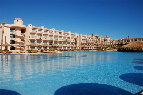 Pyramisa Beach Resort Sahl Hasheesh Pool: Pictures & Reviews - Tripadvisor
