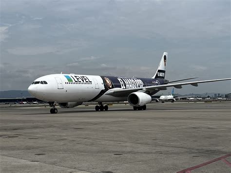 LEVEL unveils fifth A330 with a touch of magic - AeroTime