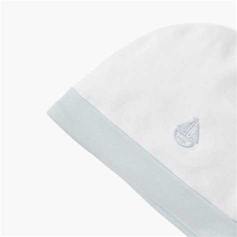 Buy Giggles Sail Boat Embroidered Beanie from Giggles at just INR 249.0