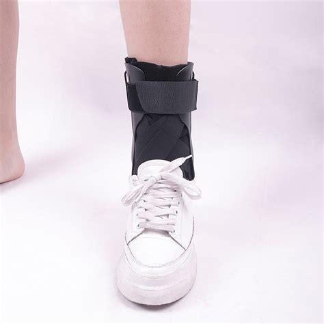 现货定制运动护踝固定塑料护踝套绑带加压踝关节户外防护篮球护踝-阿里巴巴