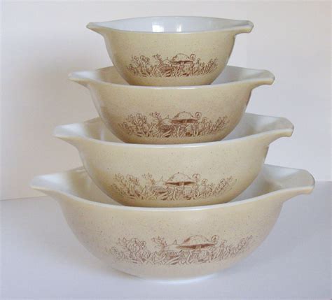 Pyrex Mixing Bowl Patterns at Felix Lesperance blog
