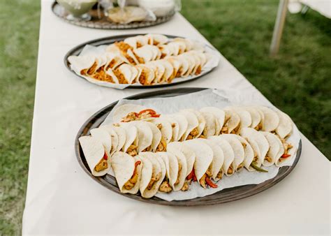 Wedding food ideas, tips, | wedding reception food menu | XAKY
