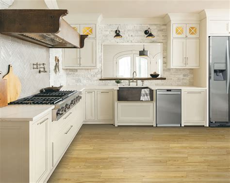 Hardwood Flooring Houston | Solid & Engineered | Roberts Carpet