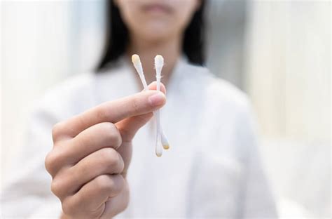 How to Clean Ears Safely | hear.com India