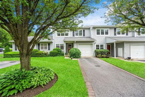 36 Indian Trace, Kings Park, NY 11754 | Homes.com