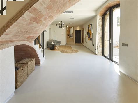 Micro Concrete Revealed: 9 Things You Should Know | Topcret