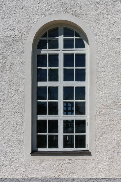 Install a Arch Window Frame 的图像结果