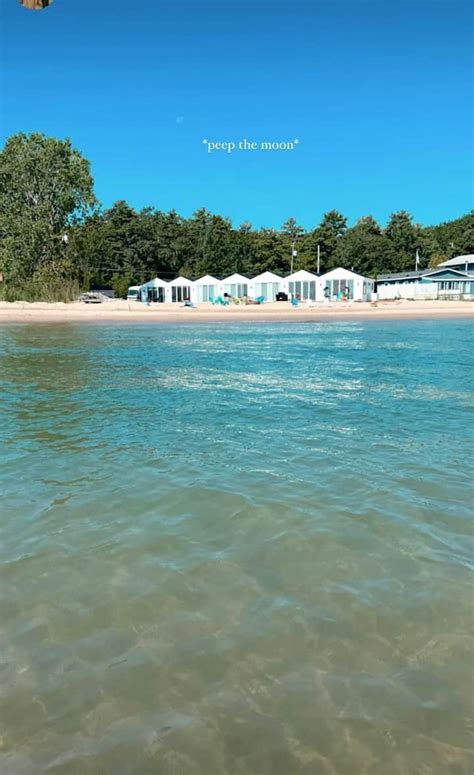 SANDY BEACH Paradise On The Lake - Houses for Rent in Oscoda, Michigan ...