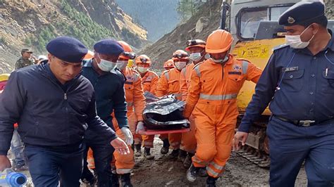32 dead, 206 missing in glacier tragedy