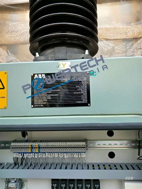 VACUUM CIRCUIT BREAKERS - Siemens 33kV VCB Panel 1250A 25kA Breaking ...