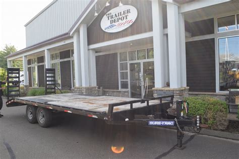 Used Sure-Trac 8’6″ X 17′ + 3′ BEAVERTAIL LOW PROFILE DECKOVER 9.9K