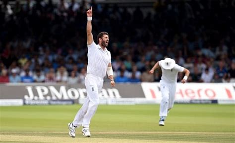 England pacer Plunkett vows to greet Windies with 'chin music'