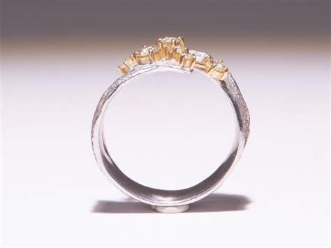 Heavy Platinum Textured Ring with Diamond Designer Brand Tomoyuki Suganuma V1115 For Sale at 1stDibs