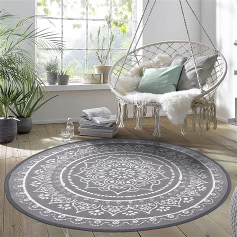 Vaukki Reversible Boho 5 Ft Round Rugs, Plastic Straw Outdoor Mat ...