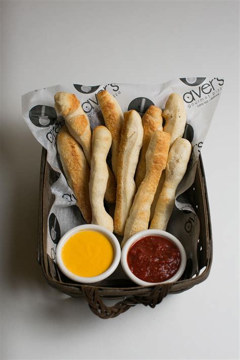 AVER'S GOURMET PIZZA BLOOMINGTON EAST - Menú, Precios y Restaurante ...