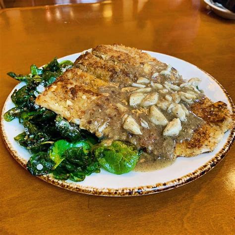 McAdoo's Seafood Company menu in New Braunfels, Texas, USA