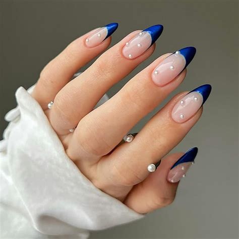 Sapphire Elegance – Ariah Nails
