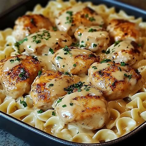 One-Pan Chicken with Buttered Noodles - Cook with Sozan