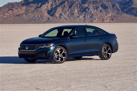 2022 Volkswagen Passat Prices, Reviews, and Pictures | Edmunds