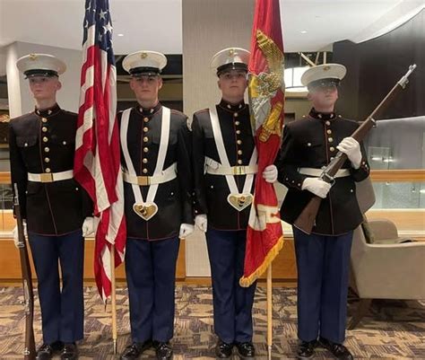 QMHS USMCJROTC Color Guard Presents at Wreaths Across America ...