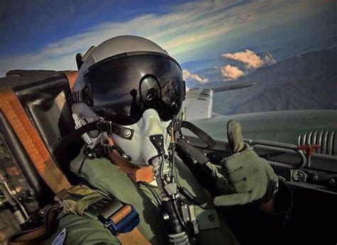 Fighter Pilot Cockpit 的图像结果