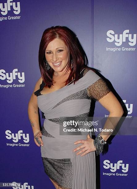 Mega Python vs Gatoroid Tiffany 的图像结果