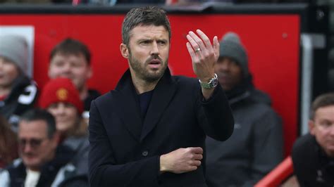 Michael Carrick is not 'special' & won't bring Premier League title ...