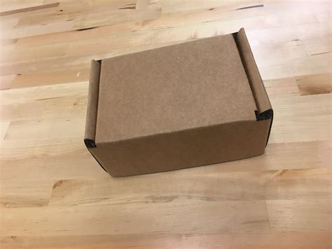 Rezultat imagine pentru SolidWorks Cardboard