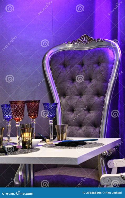 Wonderland Imaginative Cuisine Restaurant Aboard Royal Caribbean ...