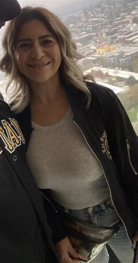 Here are some more pics of my friend. She’s a 100% butterface. Enjoy… : r/ButterfaceFemale