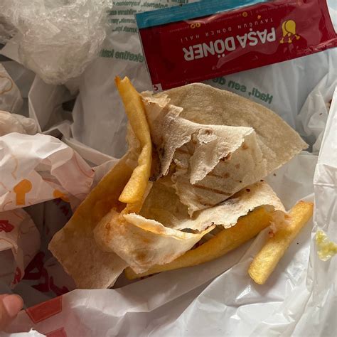 PASA DONER, Istanbul - Selahattin Pinar Cad. No:27/A Mecidiyekoy Sisli ...
