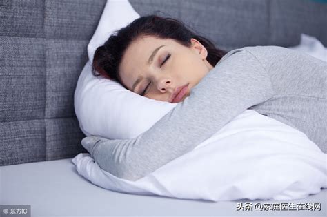 8大原因会诱发做恶梦 研究：右侧睡梦境或会较轻松！ – 988