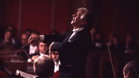 Watch: Bernstein conducts Mahler: Symphony No. 2 (1974)