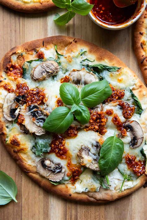 Naan Flatbread Pizza Recipes