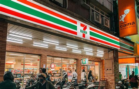 Taiwan 7-Eleven Heaven - Best Food & Drink Guide + Photos 2024 - CK Travels