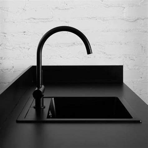 Nirali ELVO Quartz Single Bowl Kitchen Sink in Without Drainboard ...