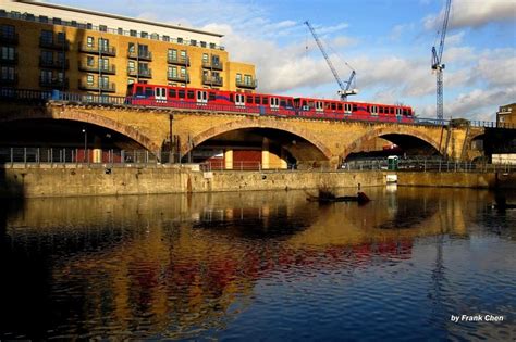 DLR, London by frank chen | London, Canal, Dlr