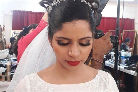 The 10 Best Bridal Makeup Artists in Goa - Weddingwire.in