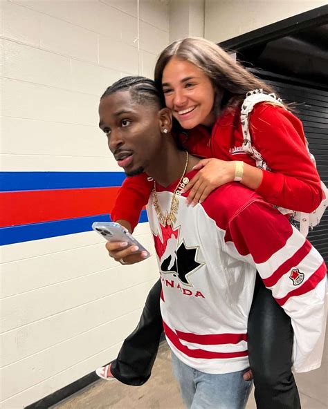 Shai Gilgeous-Alexander's wife Hailey Summers Biography: Child, Height ...