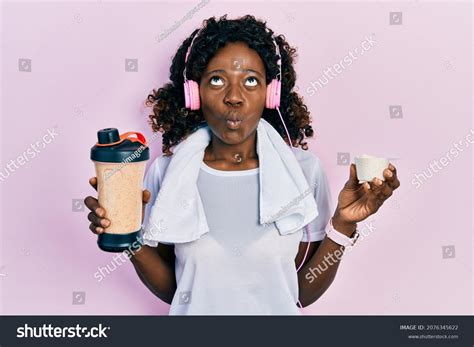 5,535 Women protein shake Images, Stock Photos & Vectors | Shutterstock