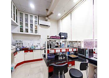 3 Best Pathologist in Pune, MH - Expert Recommendations